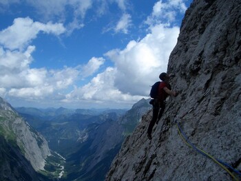 Tourenbericht Klettern - Eine gro&szlig;artige Tour durch einen der gr&ouml;&szlig;ten Bruchhaufen der Alpen!