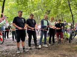 <div class="cmswysiwyg"><p><strong>Juni</strong>: Juhuu, endlich ist der "FranzTrail" eröffnet, Tübingens erster legaler Mountainbike Flow-Trail. Er entstand in Kooperation der Vereine DAV&nbsp;Tübingen und&nbsp;RV Pfeil Tübingen mit der Unterstützung der Stadt Tübingen.</p>
<div class="cleardiv">&nbsp;</div></div>