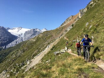 Tourenbericht Moutainbike - Von Flows, Marmor, H&ouml;henmeter und mehr - Sahne-Trails im Vinschgau