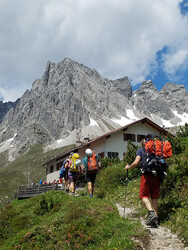 1 Steinseehütte