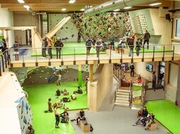 <div class="cmswysiwyg"><p>Tag der offenen Tür: Ausprobieren, Chillen, Fachsimpeln, Zuschauen im neuen Boulder- und Trainingsbereich.</p>
<div class="cleardiv">&nbsp;</div></div>